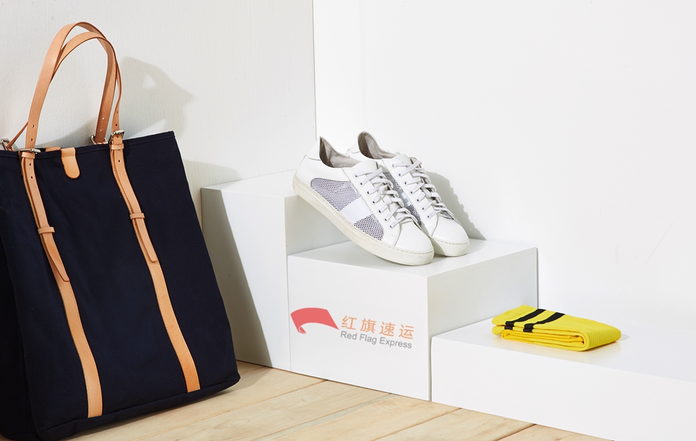 16554492707607.jpg 攝圖網_500512259_配飾鞋包靜物(企業商用)_副本.jpg